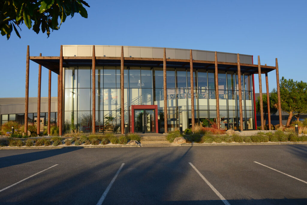 batiment-industriel-construction-calligraphy-murebois